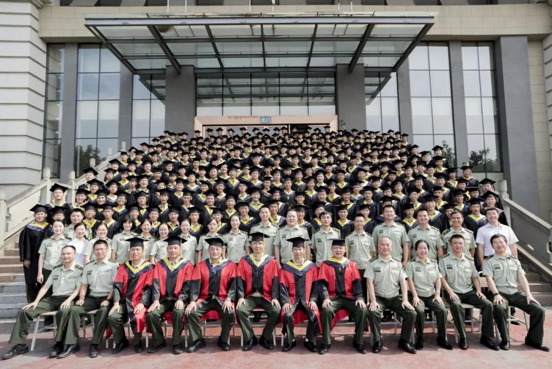 女生想要报考武警警官学院的全面解析，女生报考武警警官学院全面指南