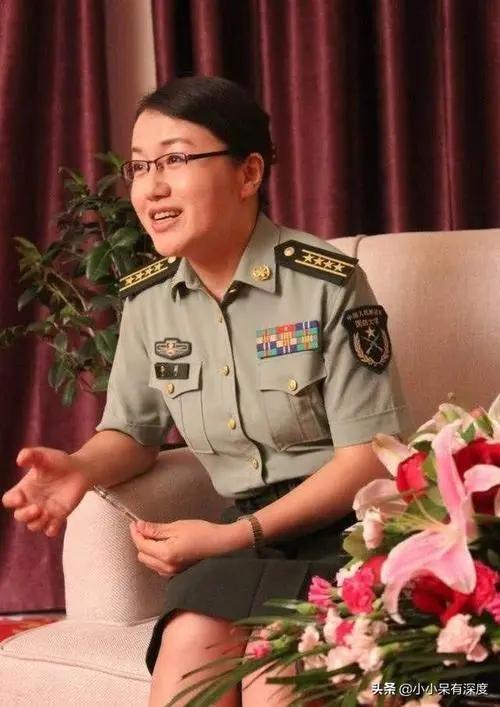 军事评论人员名单，深度解读军事领域的专家与学者，军事评论人员名单深度解读，专家与学者齐聚一堂探讨军事领域发展态势