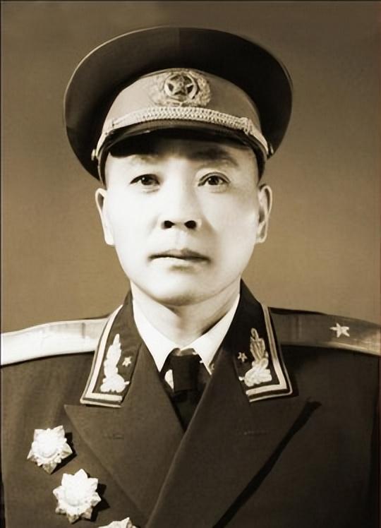 张元龙少将个人简历——卓越军事生涯的缩影，张元龙少将军事生涯的卓越缩影，个人生平概览