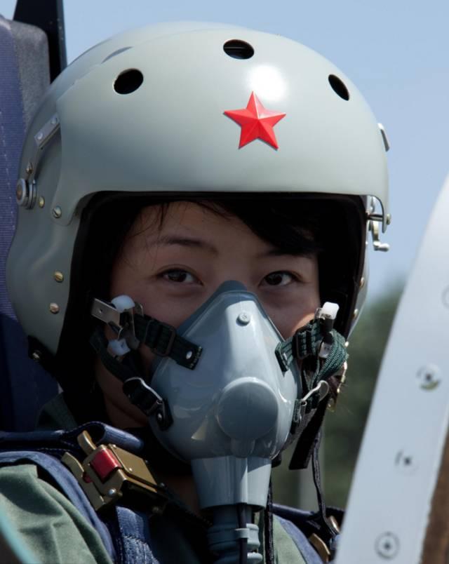 揭秘歼十飞行员，蓝天之上的英勇战士，揭秘歼十飞行员，蓝天之上的英勇战士传奇