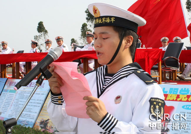 南海舰队新兵风采，走进南海舰队，开启人生新征程——南海舰队新兵篇 2021年回顾与展望，南海舰队新兵风采，走进新征程，回顾与展望南海舰队成长之路 2021年篇