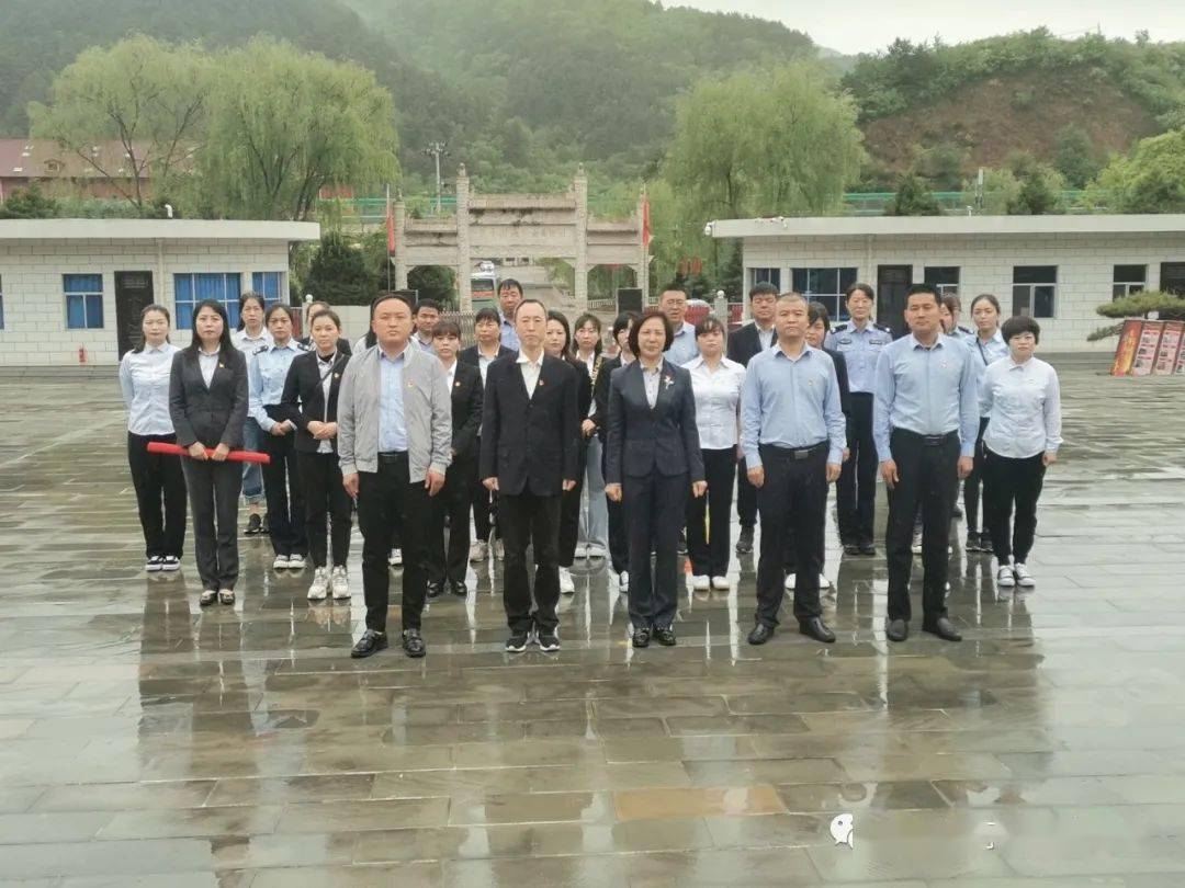 中菲南海摩擦，现场视频曝光及其背后深层原因探讨，中菲南海摩擦背后的深层原因探讨，现场视频曝光引发关注热议