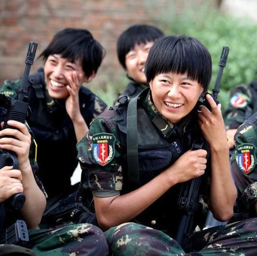 中国女特种兵的数量及其影响，逐渐增长的态势与深度探讨，中国女特种兵数量增长及其影响力深度探讨
