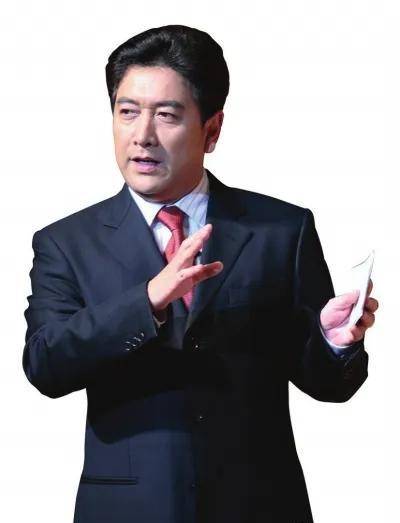 世界新闻周刊中的水均益，一位卓越新闻工作者的生涯与影响，水均益，卓越新闻工作者的生涯与影响力——世界新闻周刊专访揭秘其传奇人生