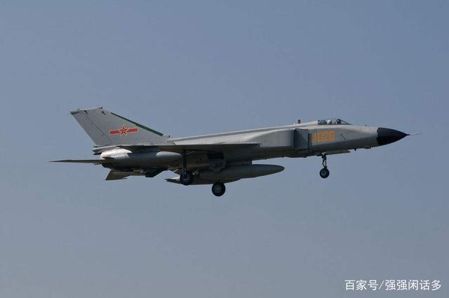 歼八B是几代机？深度解析中国空军主力战机的发展历程，歼八B战机解析，中国空军主力战机的发展历程及代际划分