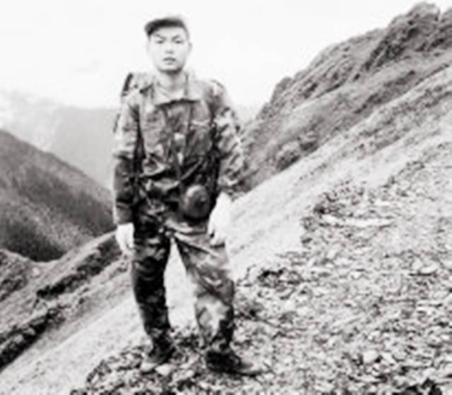 边防战士的家庭情况，荣光背后的默默付出与坚守，边防战士家庭，默默付出与坚守背后的荣光