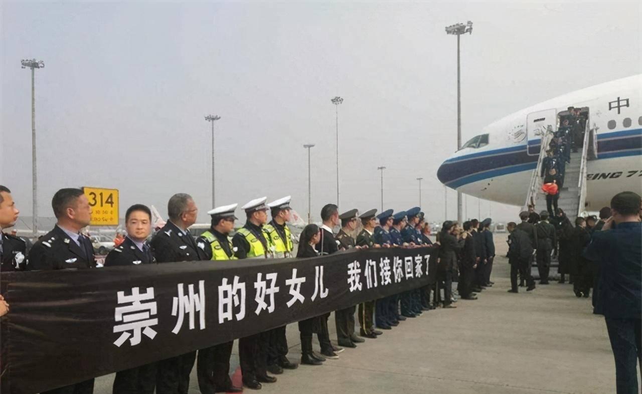 歼10战斗机正式列装年份揭秘，中国空军的重要里程碑，揭秘歼10战斗机正式列装年份，中国空军发展的重大里程碑