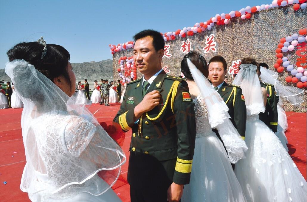 三兵仪仗队图片，展示荣耀与力量，三兵仪仗队风采展示，荣耀与力量的瞬间图片