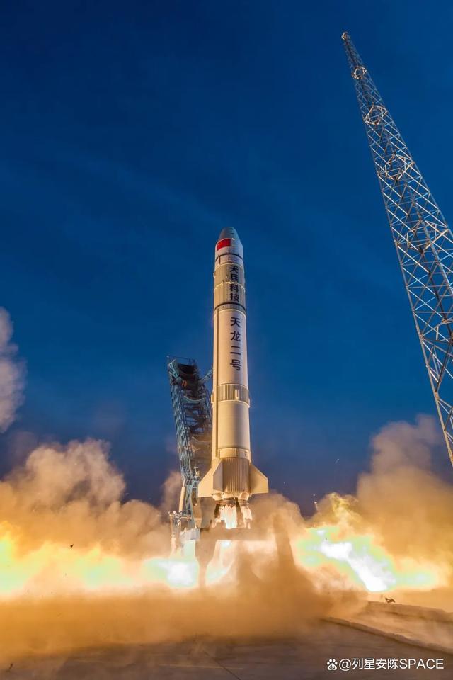 火箭最新消息，探索宇宙的新里程碑，火箭最新动态，宇宙探索迈向新里程碑