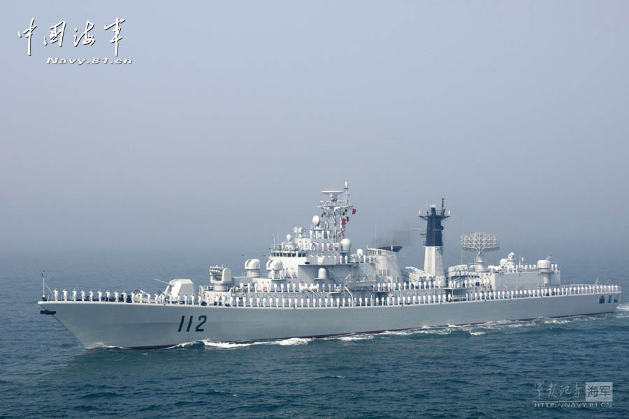 军舰112，探索神秘的海上巨兽，军舰112，揭秘神秘海上巨兽之旅