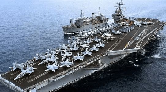 美国海军航母力量，揭秘十一艘航母的命名故事，揭秘美国海军十一艘航母的命名故事与力量展现