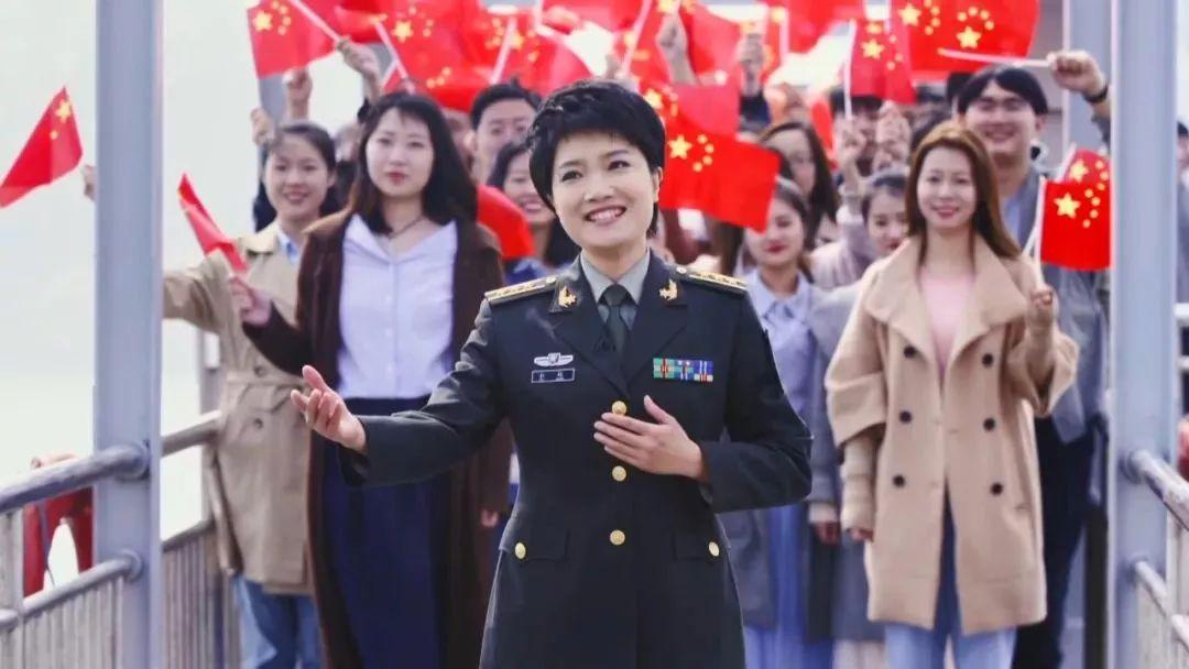 军事频道主持人周雷，声音背后的军人情怀与媒体魅力，军事频道主持人周雷，军人情怀与媒体魅力的声音传奇