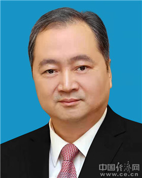 驻澳门司令员于长江生平简介，驻澳门司令员于长江生平简介，军事领袖的辉煌历程