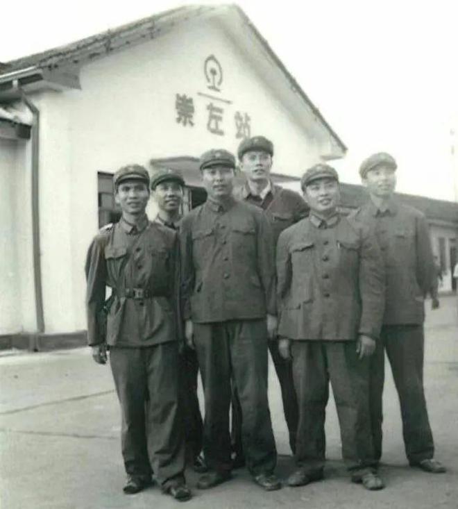 原中国人民解放军第14军炮兵团简历概览，中国人民解放军第14军炮兵团历史概览与简历