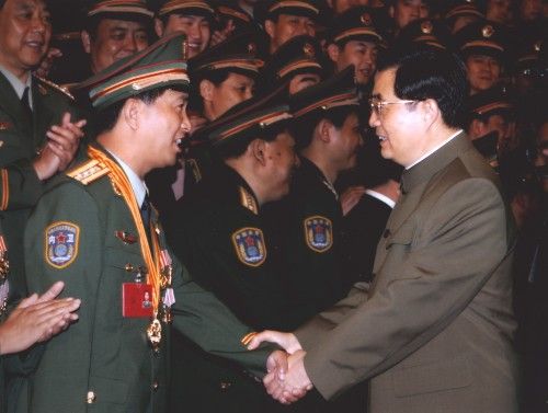 丁晓兵晋升中将最新消息，军事生涯的新里程碑，丁晓兵晋升中将，军事生涯新里程碑的辉煌时刻