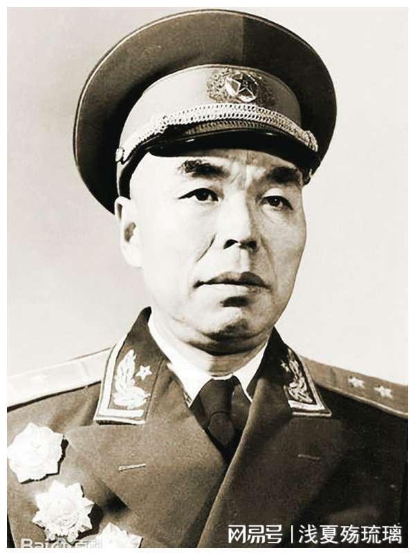 揭秘历史，探寻中国开国中将中的女性身影——以177位开国中将的女性亲属或相关背景为视角，探寻中国开国中将中的女性身影，聚焦177位开国中将背后的女性亲属与背景揭秘