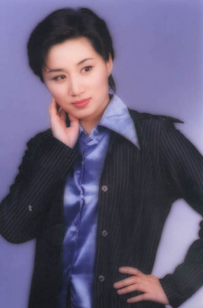 军事频道新闻主持人，塑造专业形象与引领军事信息传播的新时代典范，军事频道新闻主持人，新时代军事信息传播的专业典范与引领者