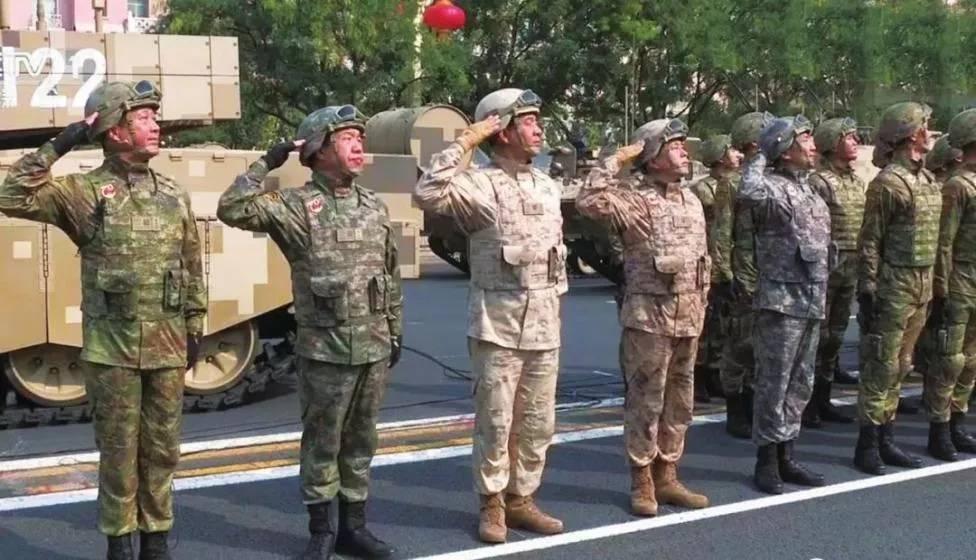南部战区星空迷彩服，探索未来军事服饰的尖端科技，南部战区星空迷彩服，尖端科技引领未来军事服饰探索