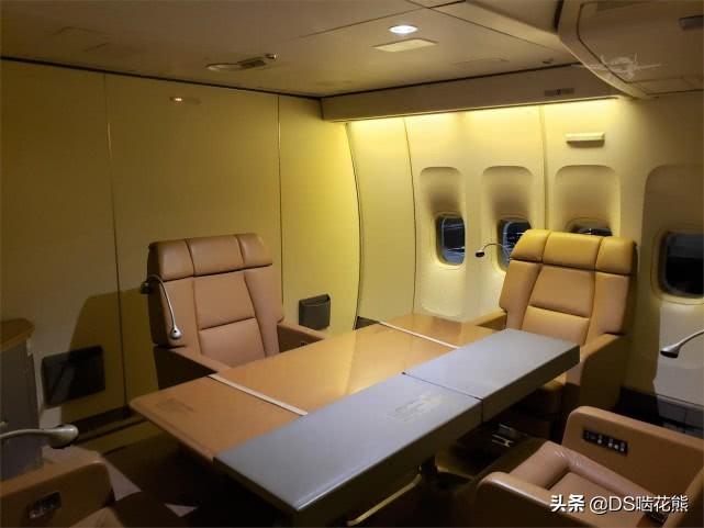 空军一号是谁的专机？深度解析背后的故事，空军一号背后的专机故事深度解析