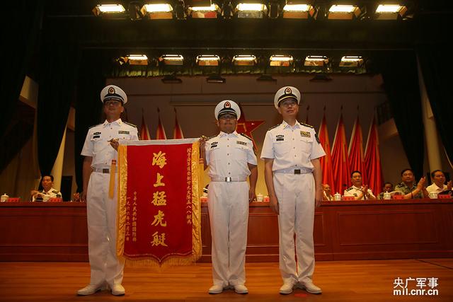 泉州舰周道先，一位海军英雄的荣耀与担当，海军英雄周道先，泉州舰的荣耀与担当