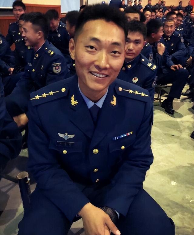 空军上尉刘金沂现状深度解析，空军上尉刘金沂现状全面解读