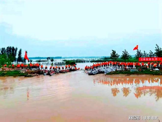 揭秘空降兵第15军43师，历史荣耀与未来展望，揭秘，空降兵第15军43师的历史荣耀与未来展望