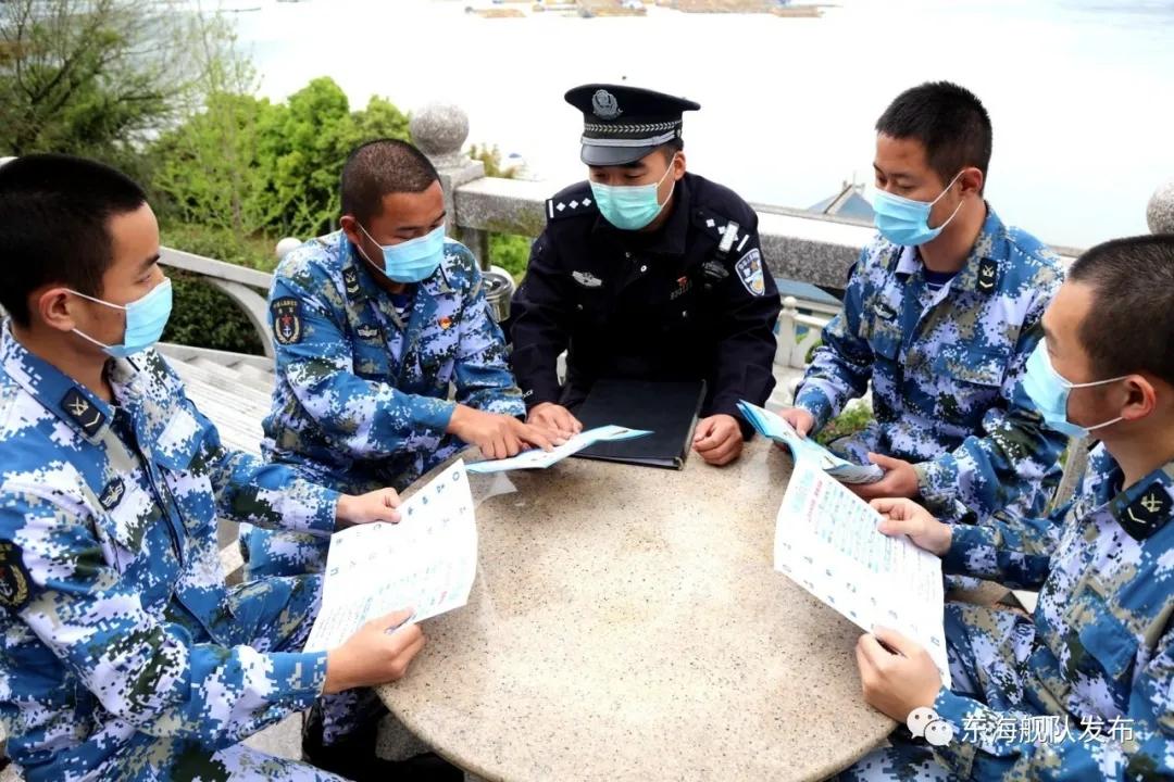 军营安全大家谈——小品背景音乐中的秘密，军营安全话题揭秘，小品背景音乐中的安全细节探讨