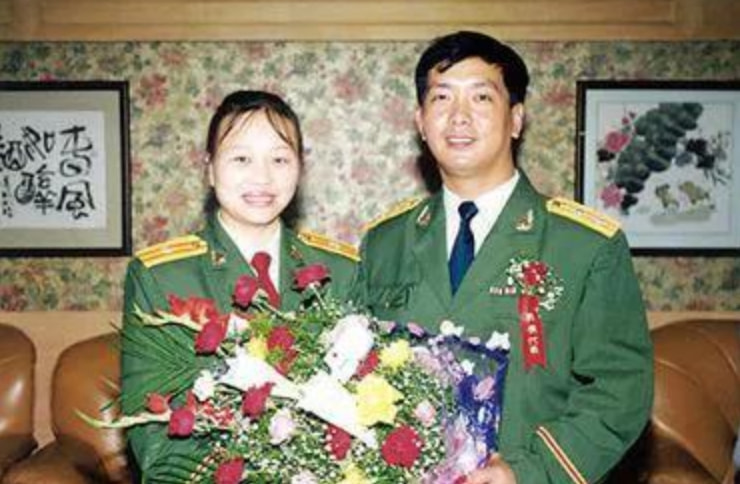 丁晓兵广西武警总队司令