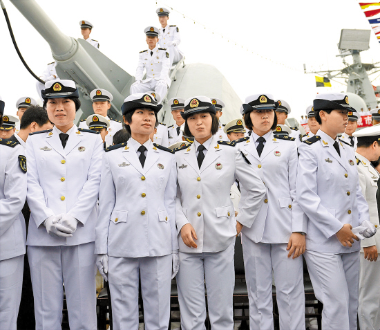 中国海军常服与礼服，传统与现代的完美结合，中国海军常服与礼服，传统与现代的完美融合