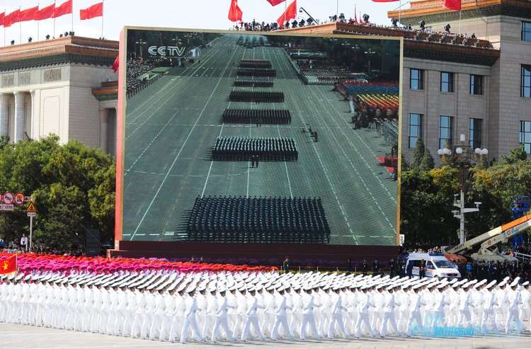 国庆阅兵方队前后左右距离，阅兵盛况的深度解析，国庆阅兵方队布阵与阅兵盛况深度解析