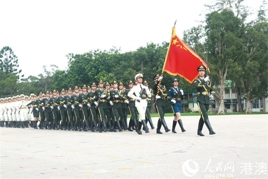 驻香港部队新围军营，现代化军事建设的缩影与国防力量展示，驻香港部队新围军营，现代化军事建设的典范与国防力量展示