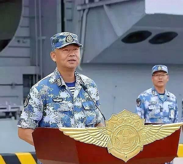 辽宁航母舰舰长是谁，揭秘中国海军航母舰队的精英力量，辽宁航母舰舰长揭秘，中国海军航母舰队精英力量领袖人物