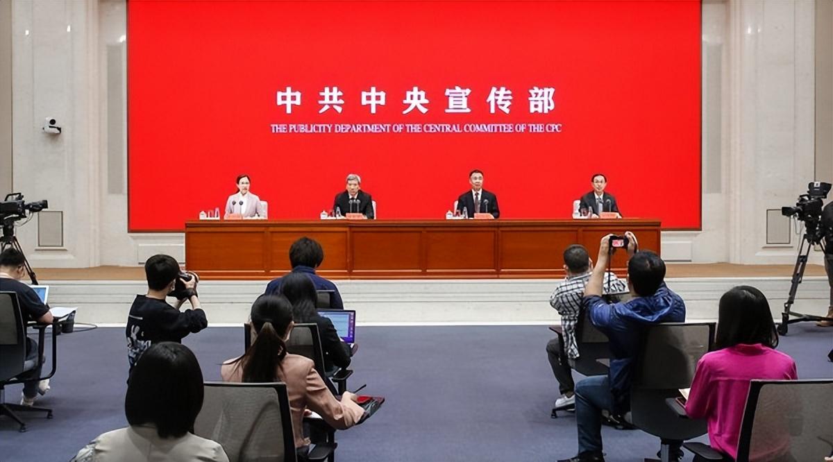 最新今日新闻摘抄十条，最新今日新闻摘要，精选十条新闻标题
