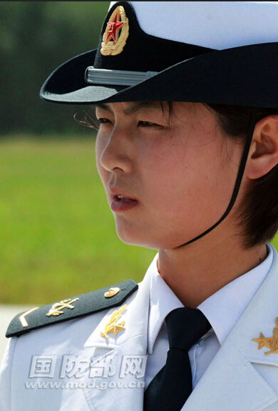 中国女兵高清照片