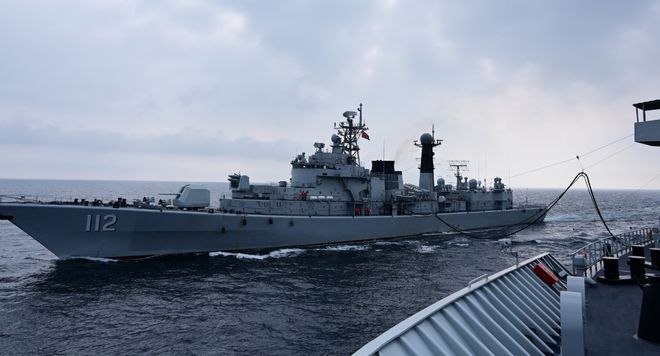探索历史上的传奇战舰，探索关于中国海军舰艇112号驱逐舰的图片与故事，揭秘传奇战舰，中国海军舰艇112号驱逐舰的历史与故事图片探索