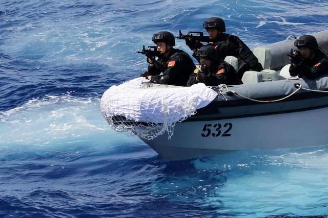 中国海军打击海盗行动，展现实力与担当的2022年，中国海军打击海盗行动，展现实力与担当的2022年征程