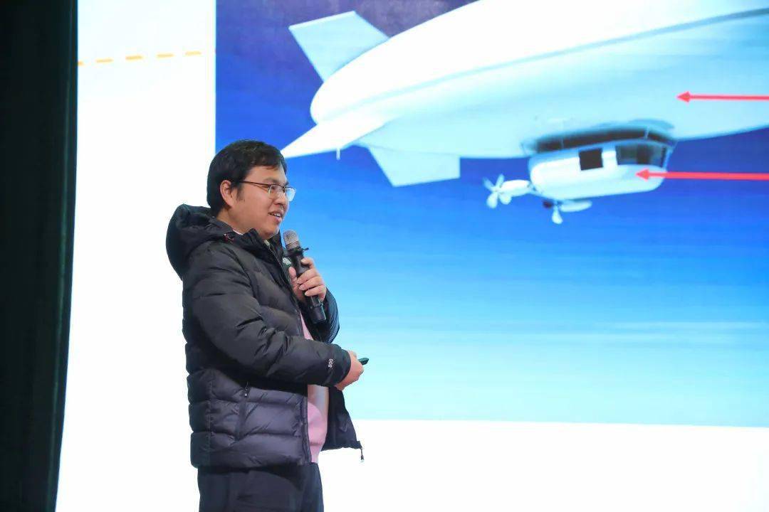航空器的飞行环境与飞行安全，探索航空器的飞行环境及其影响，航空器的飞行环境与飞行安全探索，飞行环境及其对安全的影响分析