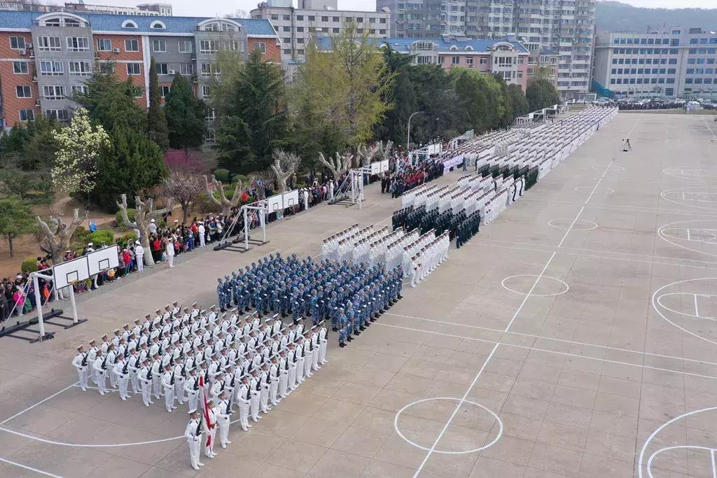 揭秘大连海军舰艇学院所在地，探寻培养海军精英的摇篮，揭秘大连海军舰艇学院，海军精英的摇篮之地