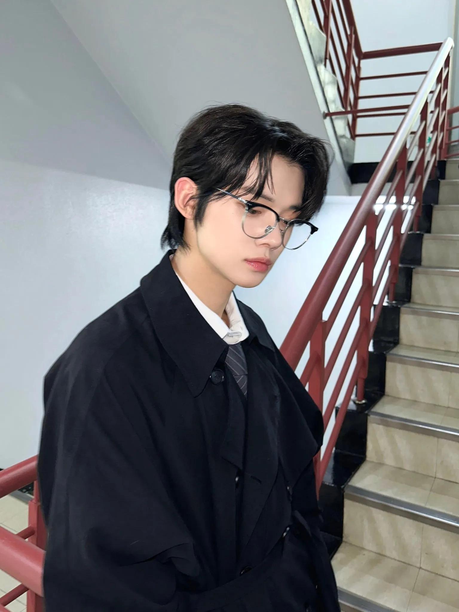 世界新闻周刊中的BAT BOY，揭秘神秘现象与全球热议话题，BAT BOY揭秘全球神秘现象与热议话题——世界新闻周刊独家报道