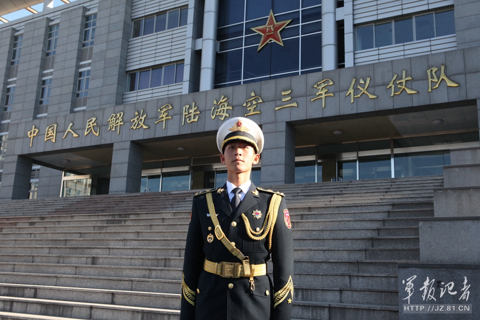 三军仪仗队孙国祥海一岛仗队，荣耀与使命的交响，三军仪仗队孙国祥海一岛仗队，荣耀与使命的辉煌交响