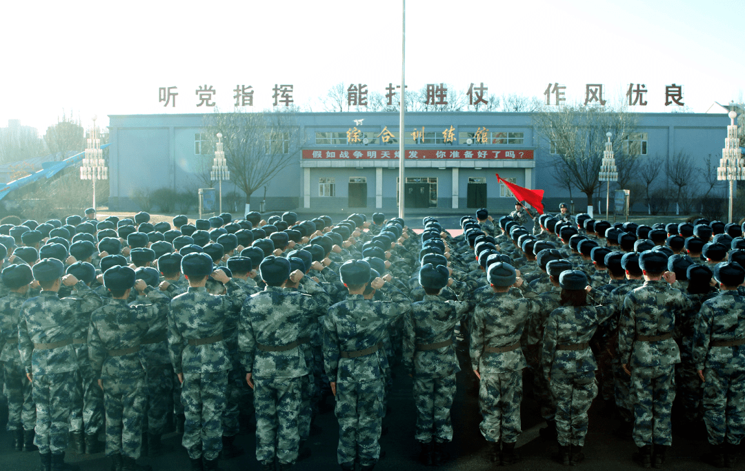 中部空军基地概览，那些你所不知道的事情，中部空军基地揭秘，未知内幕概览
