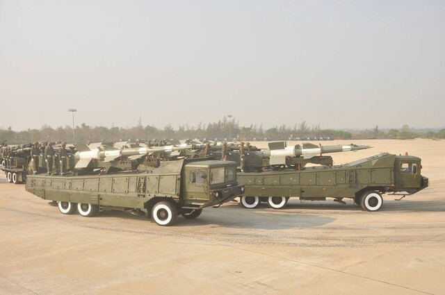 中国2019年阅兵武器装备，展现国防实力与科技创新的辉煌瞬间，中国国防实力与创新风采的辉煌瞬间，2019年阅兵武器装备展示