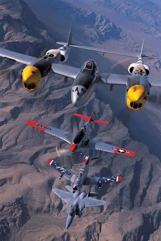 中国空军霸气图片高清，展现空中力量的风采，中国空军霸气高清图片展示，空中力量的荣耀时刻