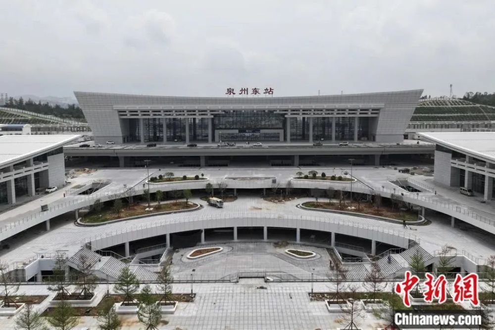 泉州站与泉州东站，解析两大交通枢纽的异同，泉州站与泉州东站，交通枢纽的异同解析