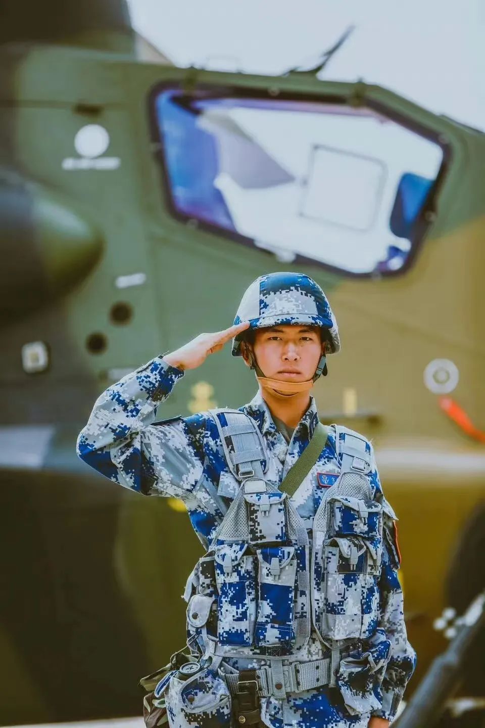 揭秘空降兵特种作战旅旅长，英勇无畏的领导者与战略先锋，揭秘英勇无畏领导者与战略先锋，空降兵特种作战旅旅长独家专访