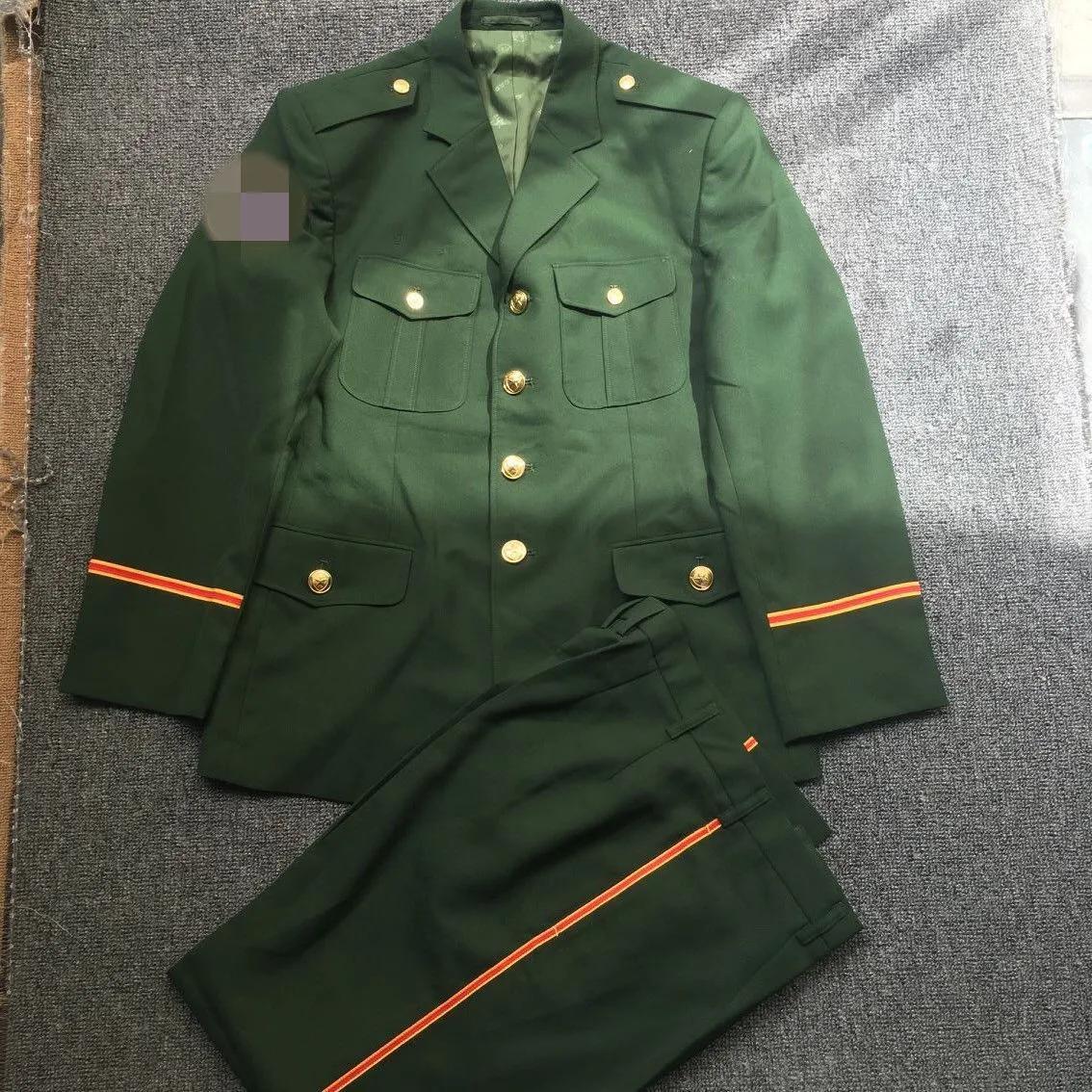 中国武警的衣服，功能、特点与重要性，中国武警制服，功能、特点与重要性探究