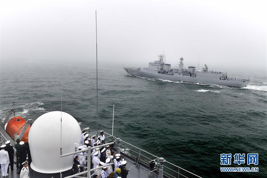 海军成立70周年阅兵高清图片，壮丽瞬间，永恒记忆，海军成立70周年阅兵壮丽瞬间，高清图片见证永恒记忆