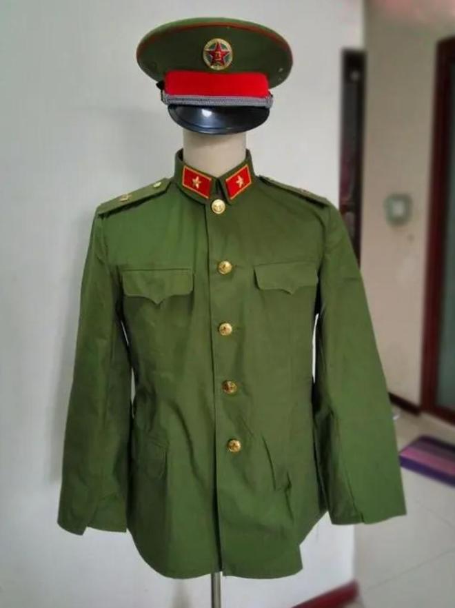 关于87式士兵常服的SEO文章，揭秘87式士兵常服，深入了解其特色与优势