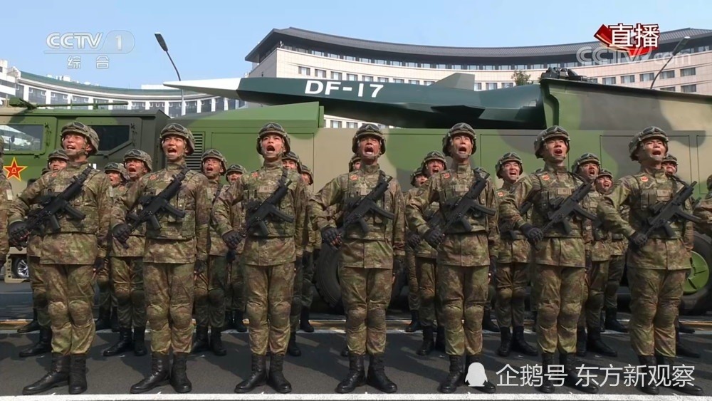 一九式星空迷彩作战服，探索未来战士的装备革新，未来战士装备革新，一九式星空迷彩作战服揭秘