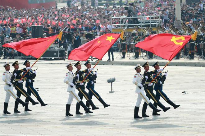 国庆阅兵视频和照片，共同见证国家荣耀的辉煌时刻，国庆阅兵，共同见证国家荣耀的辉煌瞬间